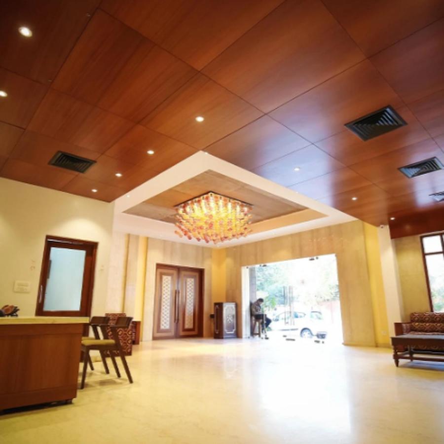 Regency Square Hotel Гваліор Екстер'єр фото