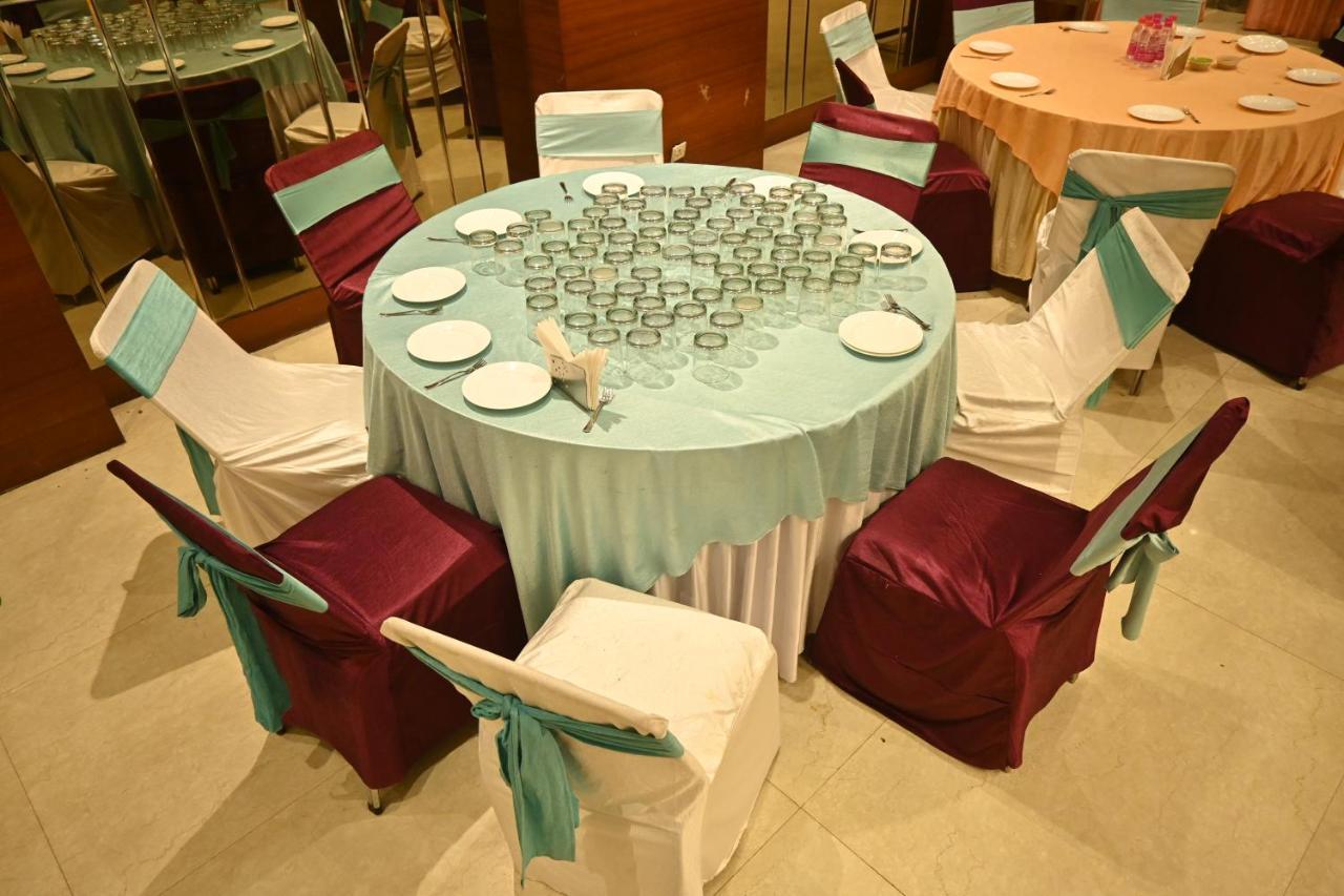 Regency Square Hotel Гваліор Екстер'єр фото